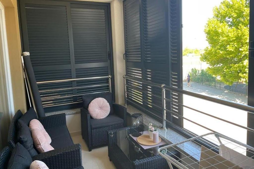 New Modern Accommodation In City Metkovic Exterior photo